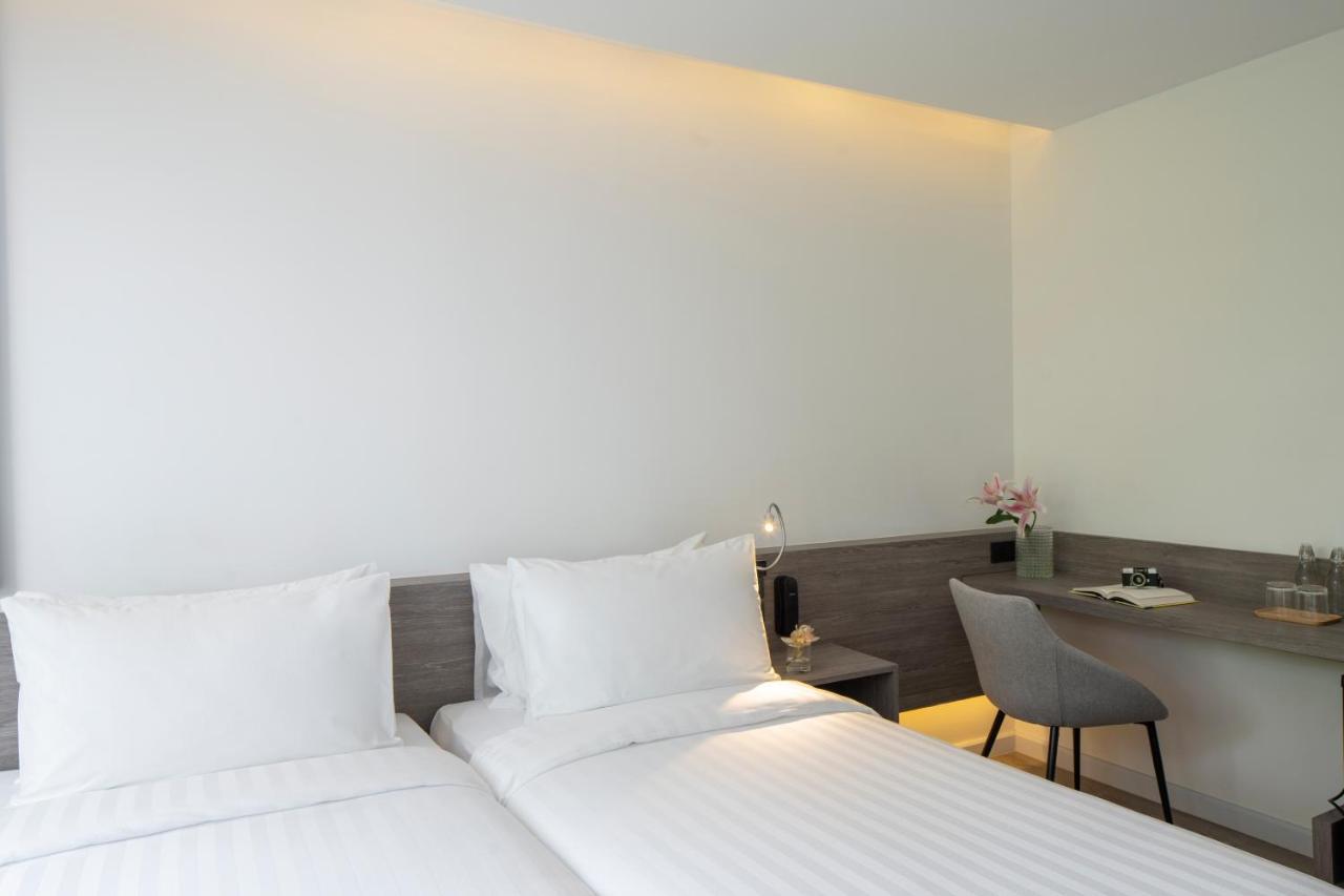 Amarin Hotel Rama 8 Bangkok Esterno foto